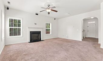 133 Star Ct, Aberdeen, NC 28315