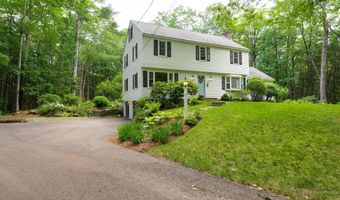 28 Woodland Dr, Amherst, NH 03031