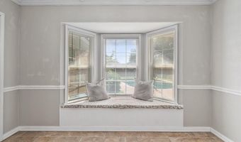 102 E Hopper St, Alvarado, TX 76009