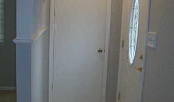 912 NE 10th Ave, Aberdeen, SD 57401