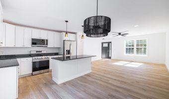 176 Rockwell Ave, Bristol, CT 06010