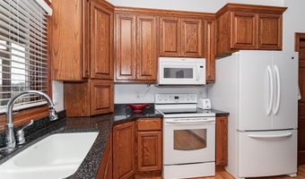 2608 Cottonwood Rd, Ames, IA 50014