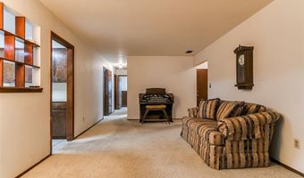 2120 N Divis Ave, Bethany, OK 73008