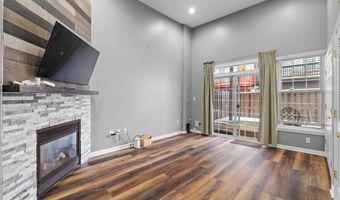 5317 CHIEFTAIN Cir, Alexandria, VA 22312