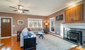 11 Forest Park Ln, Asheville, NC 28803