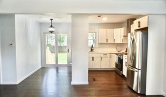 62 Woodmere Rd, Bristol, CT 06010