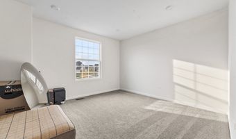 940 Treeline Dr, Algonquin, IL 60102