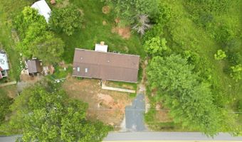444 Church St, Appomattox, VA 24522