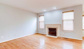 43709 CLEMENS Ter, Ashburn, VA 20147