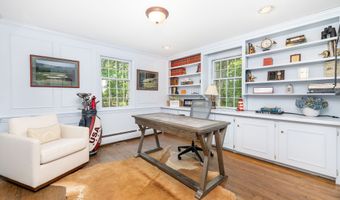 60 Old Wood Rd, Avon, CT 06001