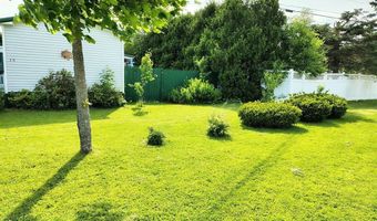 15 E St, Bangor, ME 04401