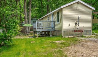 8 Bush Ave, Allenstown, NH 03275