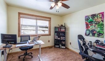 7 S SIOUX Trl, Boulder, WY 82923