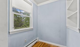 28 Colony Rd, Augusta, ME 04330