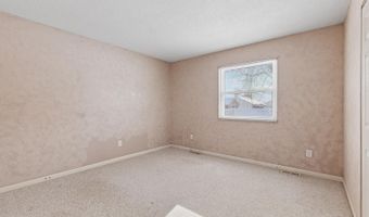 3123 N Hills Blvd, Adrian, MI 49221