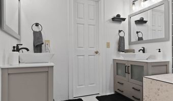 1324 Willow Oak Ct, Avon, IN 46123