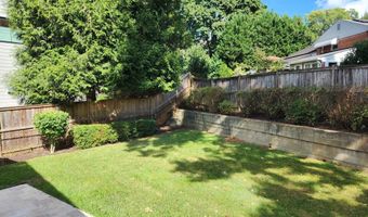 6011 ROOSEVELT St, Bethesda, MD 20817