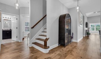 61 MILKY WAY Dr, Barnegat, NJ 08005