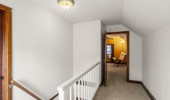 2103 N CLARK St, Appleton, WI 54911