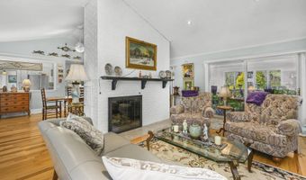 55 Tonela Ln, Barnstable, MA 02630