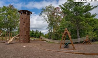 ES71 Twisted Oak Path, Banner Elk, NC 28604