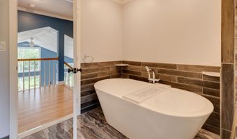 1061 Cherry Valley Rd, Bethlehem, NH 03574