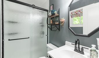 493 Edgeworthe Dr SE, Ada, MI 49301