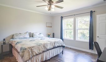 23706 E U.S. 160, Alton, MO 65606