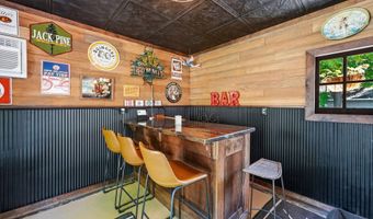 1115 Douglas St, Alexandria, MN 56308