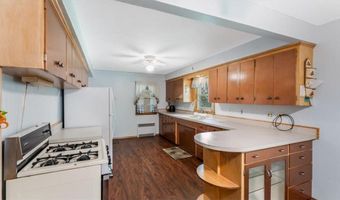 1220 Irving St, Alexandria, MN 56308
