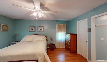 6 Forest Hill Dr, North Smithfield, RI 02896