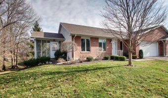 105 W WATERFORD Dr, Quincy, IL 62305