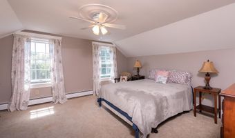 36 Sevigny Dr, Alfred, ME 04002