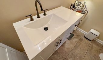 408 Hunters Pkwy, Batesville, MS 38606