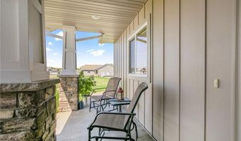 932 Waters Edge Cir, Avon, MN 56310