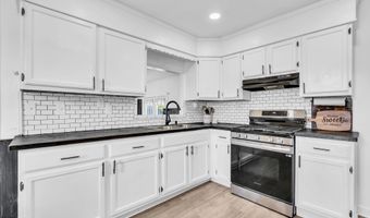 504 Holly Blvd, Bayville, NJ 08721