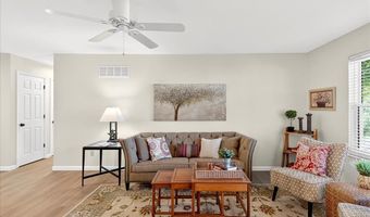 1428 Tahoe Valley Ct, Ballwin, MO 63021