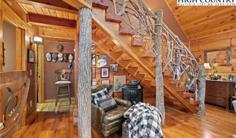 5801 Hickory Nut Gap Rd, Banner Elk, NC 28604