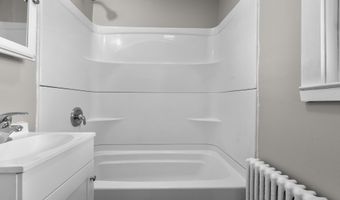 72 S St Ext, Bristol, CT 06010
