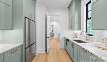 2425 Lola Ave, Charlotte, NC 28205