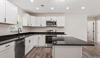 509 Brown St, Albertville, AL 35950