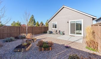 3859 NE Oakside Lp, Bend, OR 97701