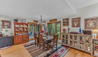 18 Armsby Cir, Campton, NH 03223