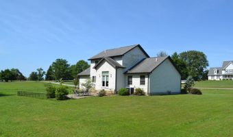 106 Flower Dr, Albion, IL 62806