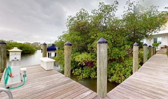 717 Inlet Waters Cir, Jupiter, FL 33477