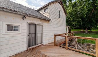 1134 Atchison St, Atchison, KS 66002