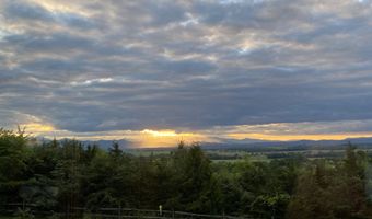 335 Valley View Dr, Addison, VT 05491