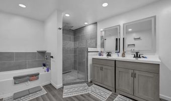 19419 Dawson St, Adelphi, OH 43101