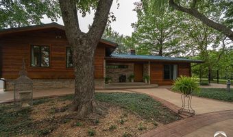 364 E 1600 Rd, Baldwin City, KS 66006