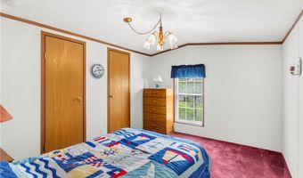 6886 Lindsley Ave, Andover, OH 44003